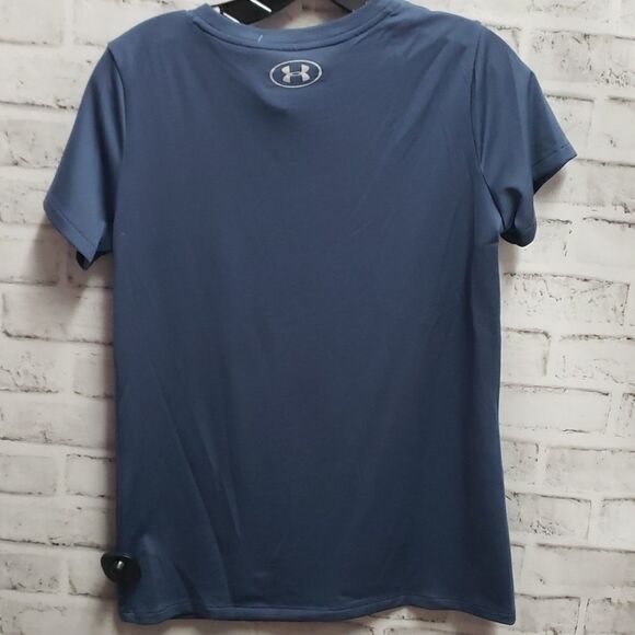 Under Armour top - Picture 3 of 3